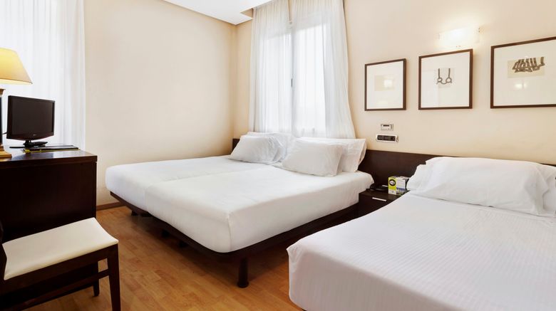 <b>Sercotel Hotel Tudela Bardenas Room</b>. Images powered by <a href="https://www.leonardoworldwide.com/" title="Leonardo Worldwide" target="_blank">Leonardo</a>.