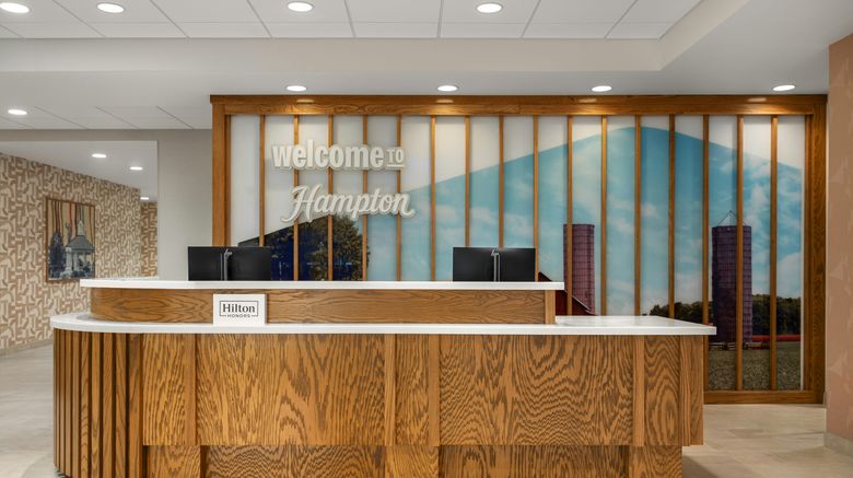 <b>Hampton Inn Lawrenceburg Lobby</b>. Images powered by <a href="https://www.leonardoworldwide.com/" title="Leonardo Worldwide" target="_blank">Leonardo</a>.