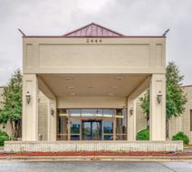 OYO Hotel Burlington South Exterior