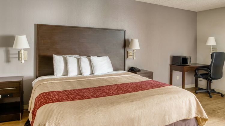 OYO Hotel Burlington South Room