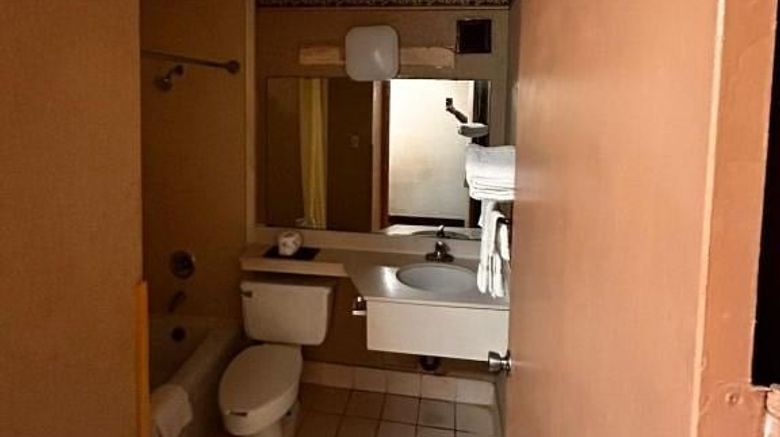 <b>Airport Inn Room</b>. Images powered by <a href="https://www.leonardoworldwide.com/" title="Leonardo Worldwide" target="_blank">Leonardo</a>.