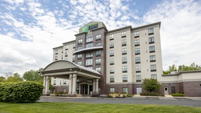 Holiday Inn Express & Suites Columbus