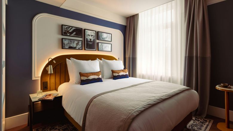 <b>Lancaster Hotel Amsterdam Room</b>. Images powered by <a href="https://www.leonardoworldwide.com/" title="Leonardo Worldwide" target="_blank">Leonardo</a>.