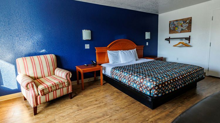 Budget Inn Greenville I-85 Room