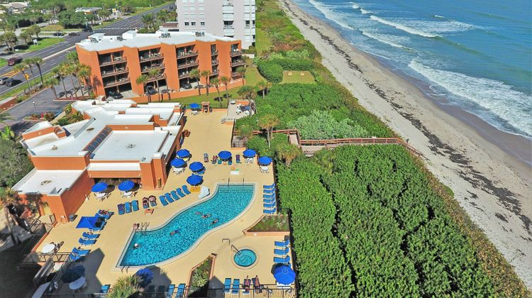 Oceanique Resort Pool
