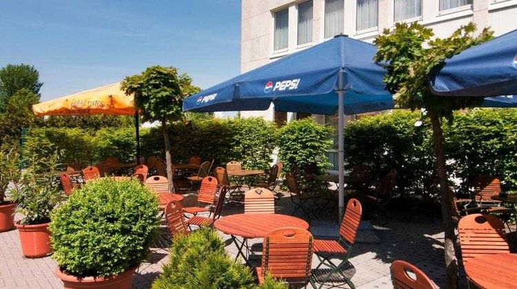 Sunday Hotel Frankfurt Arpt-Neu-Isenburg Restaurant