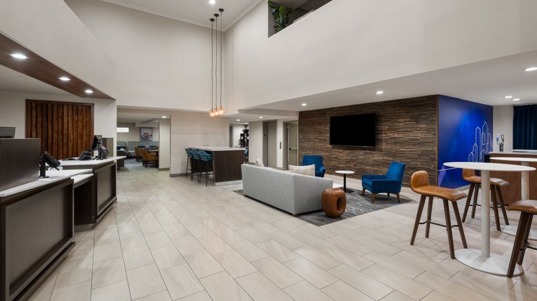 <b>Holiday Inn Express & Suites Paso Robles Exterior</b>. Images powered by <a href="https://www.leonardoworldwide.com/" title="Leonardo Worldwide" target="_blank">Leonardo</a>.