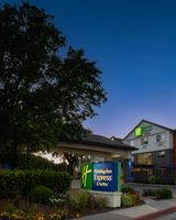 Holiday Inn Express & Suites Paso Robles