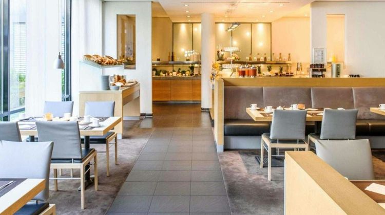 Sunday Hotel Dusseldorf City Nord Restaurant