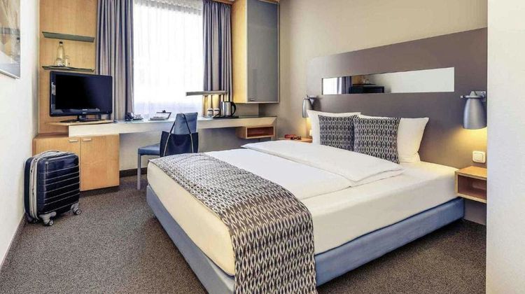 Sunday Hotel Dusseldorf City Nord Room