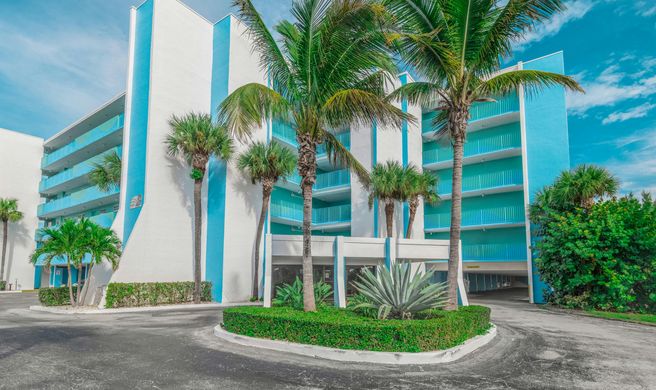 Turtle Reef Club Exterior