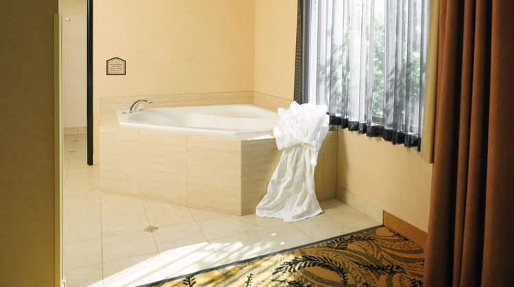 Grand Hotel at Bridgeport Spa