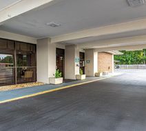 Northgate Inn Exterior
