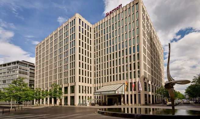 Berlin Marriott Hotel Exterior