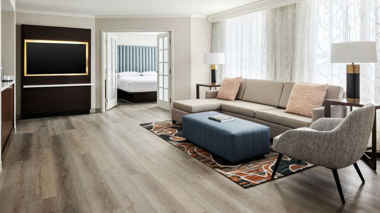 <b>Chicago Marriott Suites Deerfield Suite</b>. Images powered by <a href="https://www.leonardoworldwide.com/" title="Leonardo Worldwide" target="_blank">Leonardo</a>.