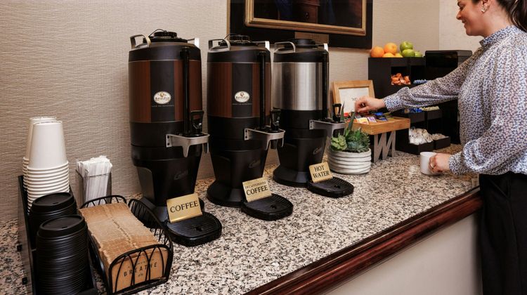Chicago Marriott Suites Deerfield Restaurant