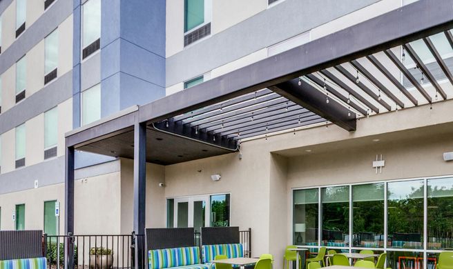 Home2 Suites by Hilton Arlington West Exterior
