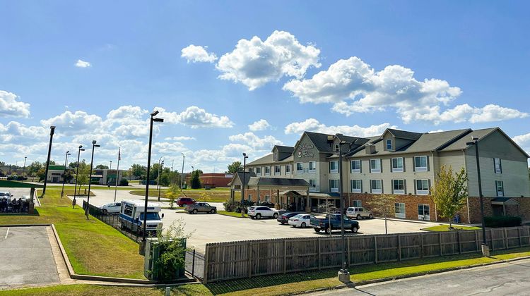 Bonita Lakes Inn Exterior