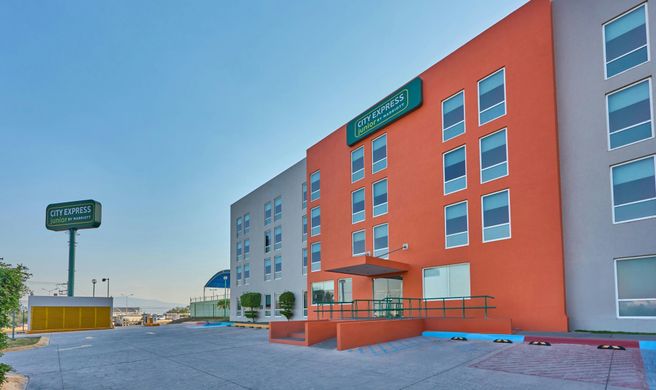 City Express Junior by Marriott Exterior