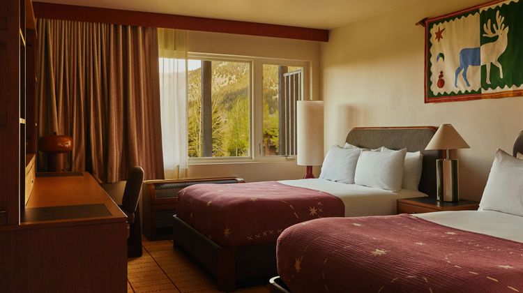 Trailborn Jackson Hole, Outdoor Coll Room