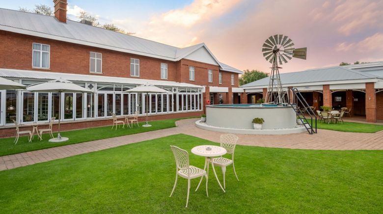 <b>Protea Hotel Kimberley Pool</b>. Images powered by <a href="https://www.leonardoworldwide.com/" title="Leonardo Worldwide" target="_blank">Leonardo</a>.