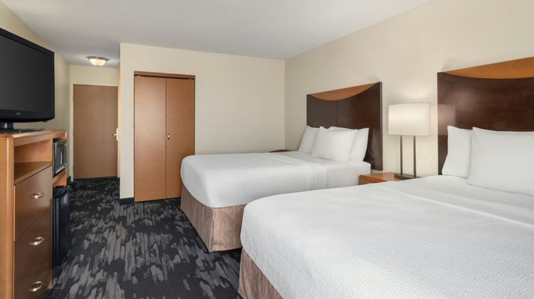 Fairfield Inn & Suites Marietta Room