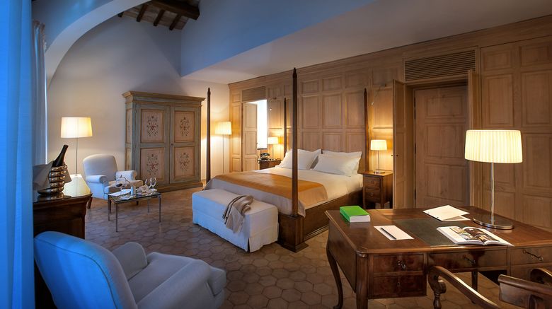 <b>Palazzo Seneca Suite</b>. Images powered by <a href="https://www.leonardoworldwide.com/" title="Leonardo Worldwide" target="_blank">Leonardo</a>.