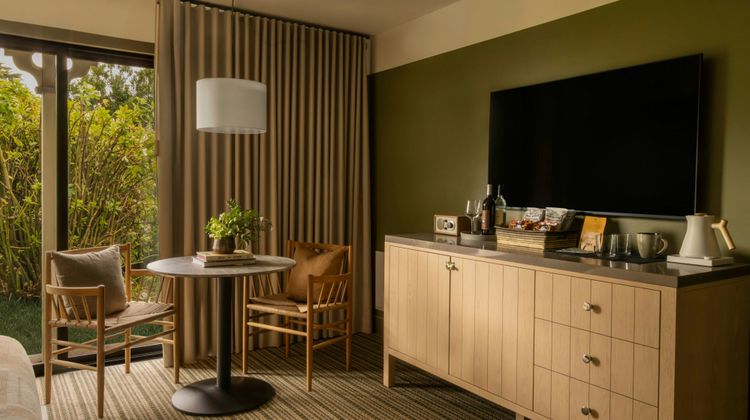 Hill House Inn Room