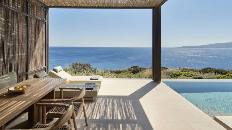 <b>JW Marriott Crete Resort & Spa Suite</b>. Images powered by <a href="https://www.leonardoworldwide.com/" title="Leonardo Worldwide" target="_blank">Leonardo</a>.