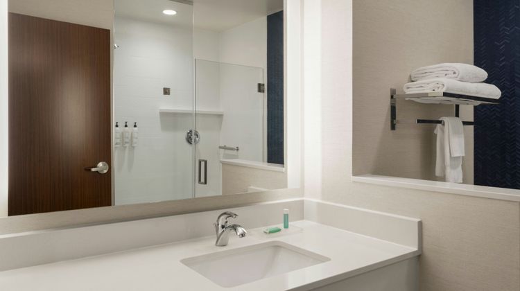 Fairfield Inn/Stes Indianapolis Fishers Room