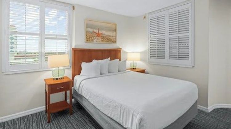 Tropic Sun Towers Room