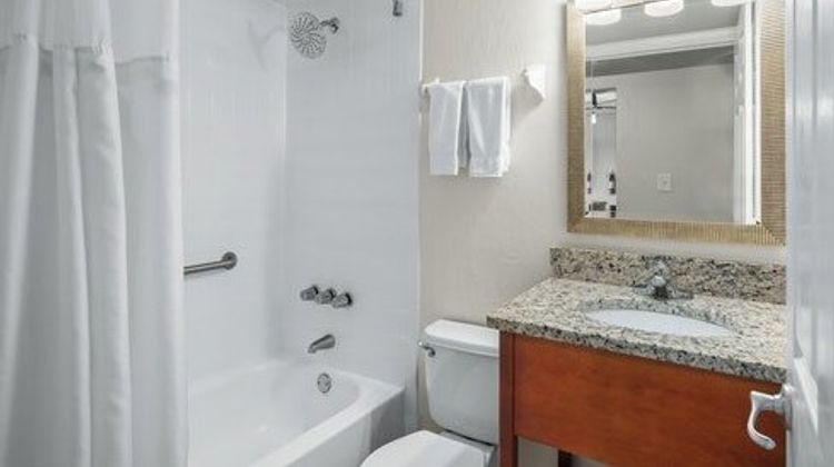 Tropic Sun Towers Room