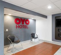 OYO Hotel Houston Katy Freeway Lobby