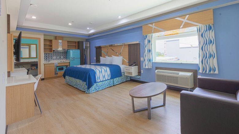 <b>La Vyoma Villas, Westpark Hwy 6 Room</b>. Images powered by <a href="https://www.leonardoworldwide.com/" title="Leonardo Worldwide" target="_blank">Leonardo</a>.