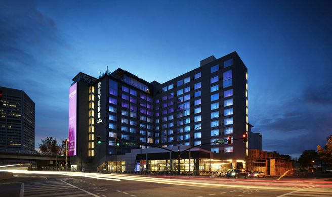 Reverb by Hard Rock Downtown Atlanta Exterior