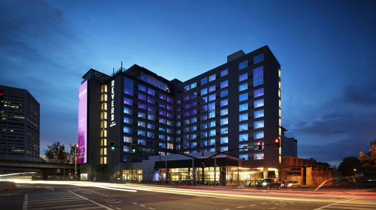 Reverb by Hard Rock Downtown Atlanta Exterior