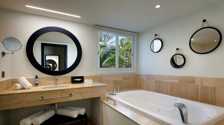 <b>Grand Palladium Jamaica Resort & Spa Room</b>. Images powered by <a href="https://www.leonardoworldwide.com/" title="Leonardo Worldwide" target="_blank">Leonardo</a>.