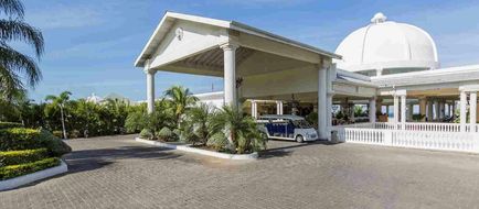 Grand Palladium Jamaica Resort & Spa Exterior
