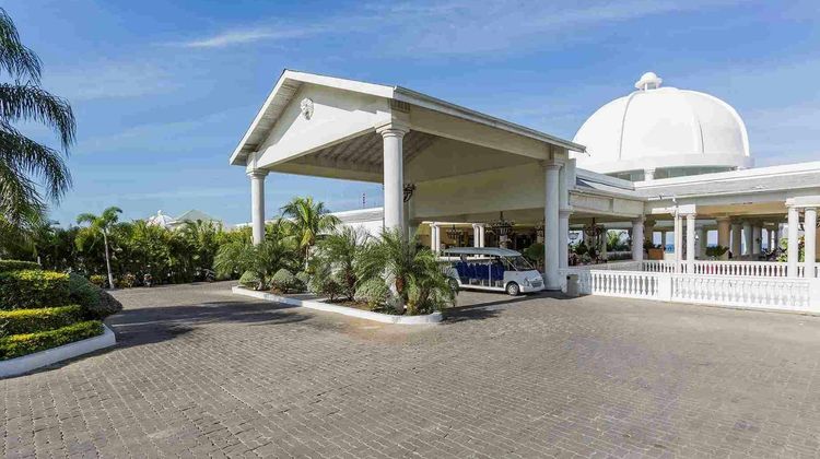 Grand Palladium Jamaica Resort & Spa Exterior