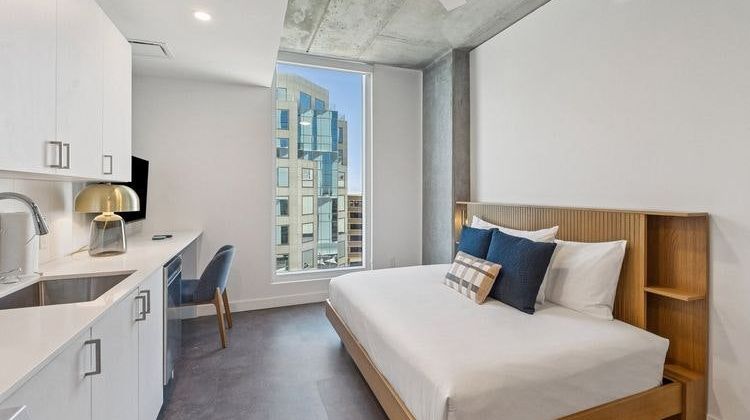 Placemakr Downtown Phoenix Room