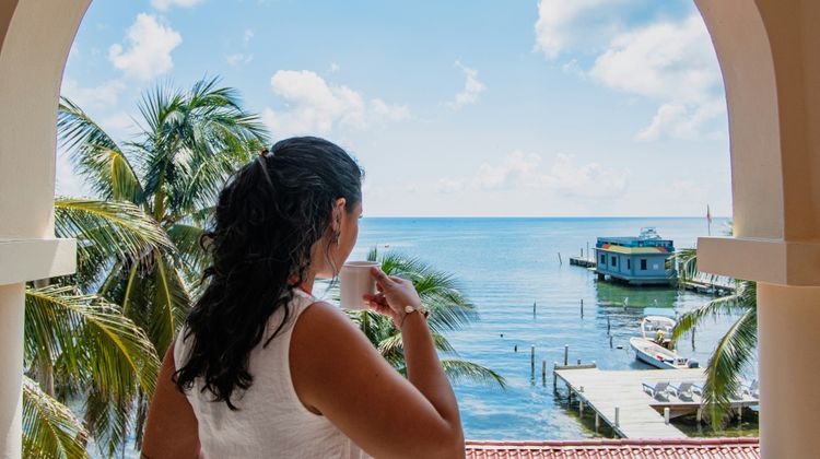 SunBreeze Suites Suite