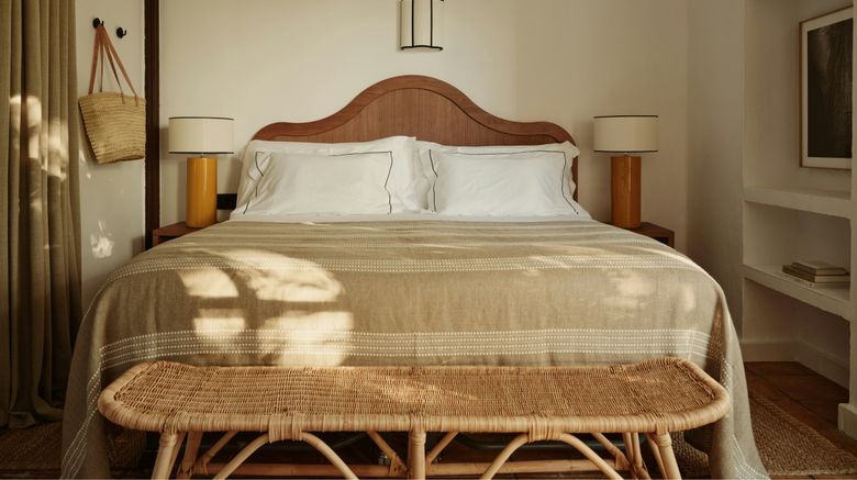 <b>La Bobadilla, a Royal Hideaway Hotel Room</b>. Images powered by <a href="https://www.leonardoworldwide.com/" title="Leonardo Worldwide" target="_blank">Leonardo</a>.