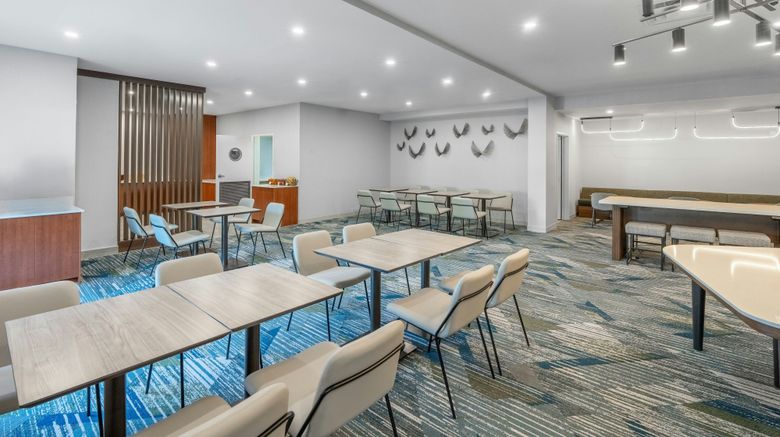 <b>SpringHill Suites Atlanta Kennesaw Restaurant</b>. Images powered by <a href="https://www.leonardoworldwide.com/" title="Leonardo Worldwide" target="_blank">Leonardo</a>.