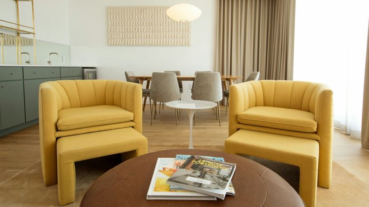 Sarasota Modern, Tribute Portfolio Hotel Suite