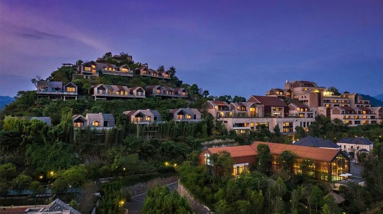<b>Conrad Hangzhou Tonglu Exterior</b>. Images powered by <a href="https://www.leonardoworldwide.com/" title="Leonardo Worldwide" target="_blank">Leonardo</a>.