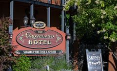 The Groveland Hotel