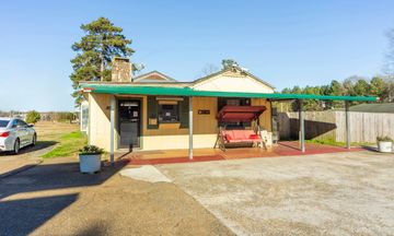 OYO Hotel Brookhaven MS Hwy 51 North