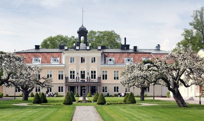 Sodertuna Slott Exterior