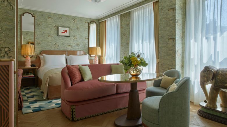 <b>Broadwick Soho Suite</b>. Images powered by <a href="https://www.leonardoworldwide.com/" title="Leonardo Worldwide" target="_blank">Leonardo</a>.