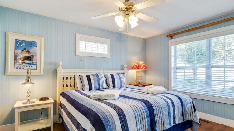 Stormy Point Village Room